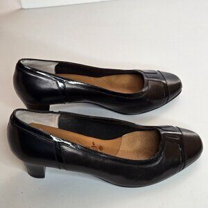 Ros Hommerson Brie Black Leather Heel Pump Extra-Wide Shoe Sz 11WW